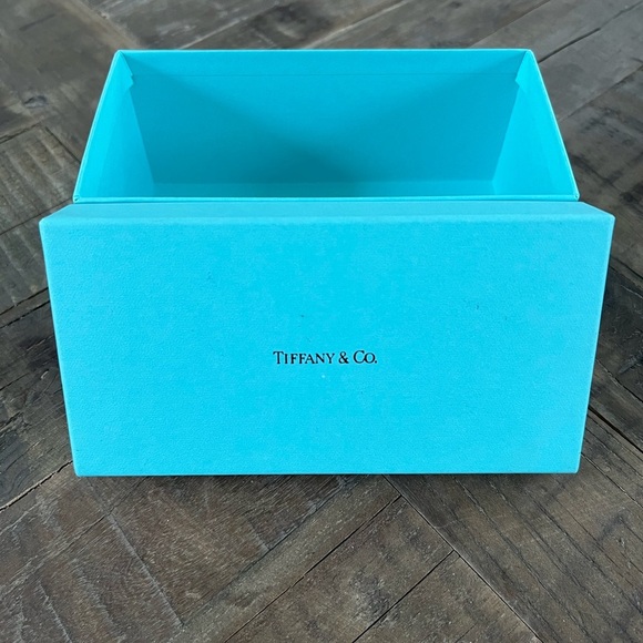 Tiffany blue box - Picture 2 of 2
